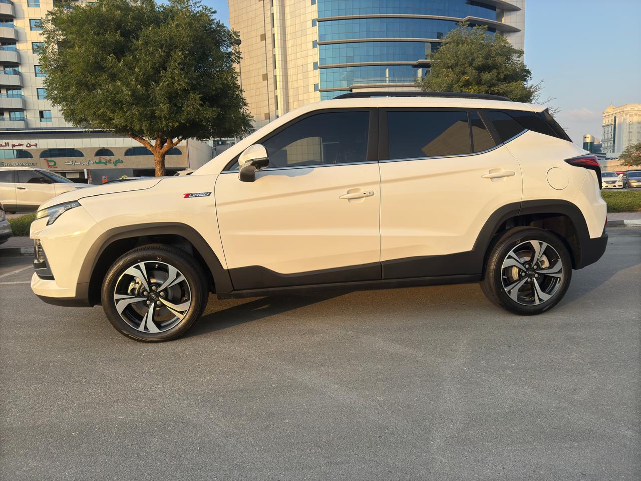 Jac j4 White