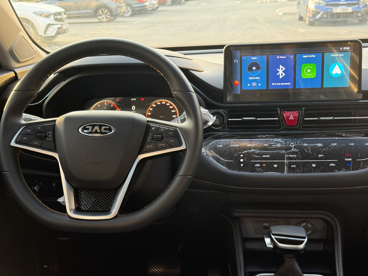 Jac j4 White